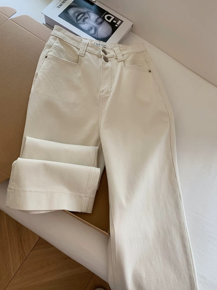 White high-waisted cropped jeans, wide-leg, loose fit, cigarette cut, slim fit, straight leg, baguette style, women's petite women's trousers.