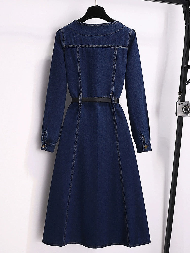 Square collar denim dress for women spring and autumn 2024 new early spring high-end temperament waist slimming long dress