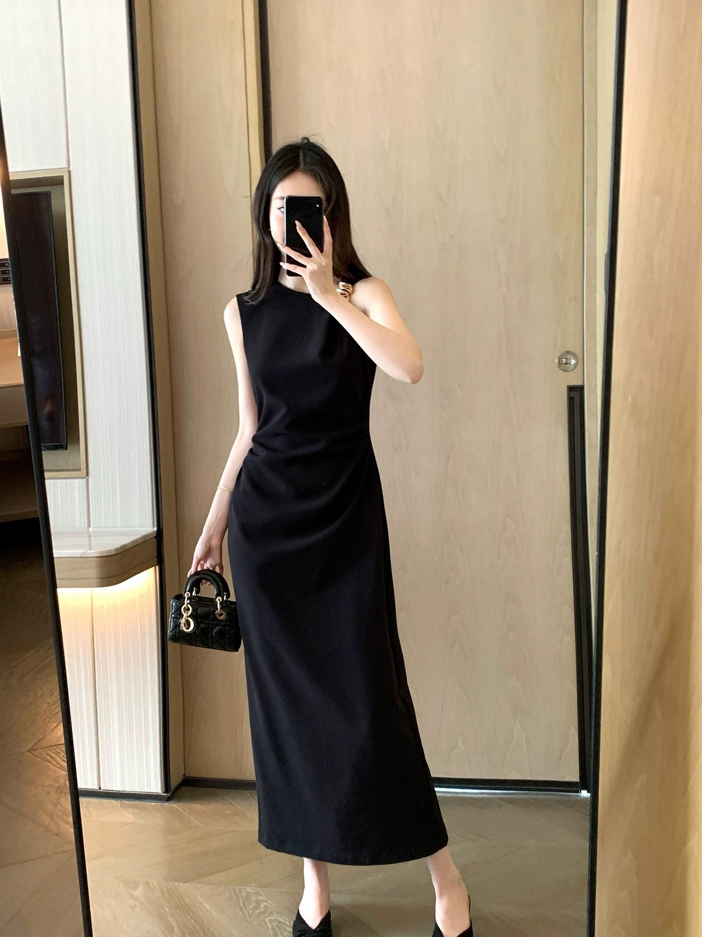 FT GUOGE Women's Black Dress 2026 Summer New Style Elegant Slimming Asymmetrical Neck Sleeveless Little Black Dress
