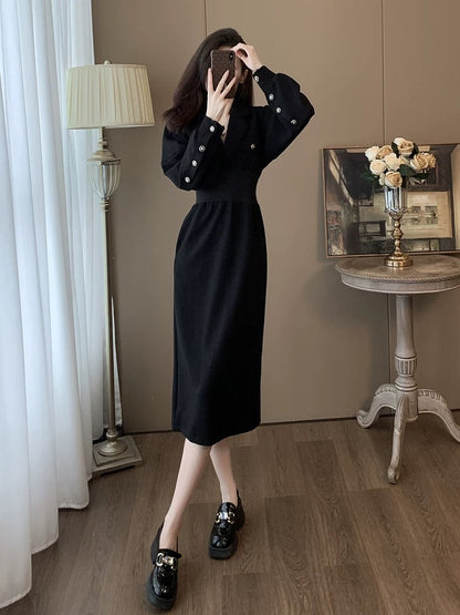 Black French unique dress for women in autumn and winter, slim waist, slimming temperament, super good-looking v-neck plus velvet skirt