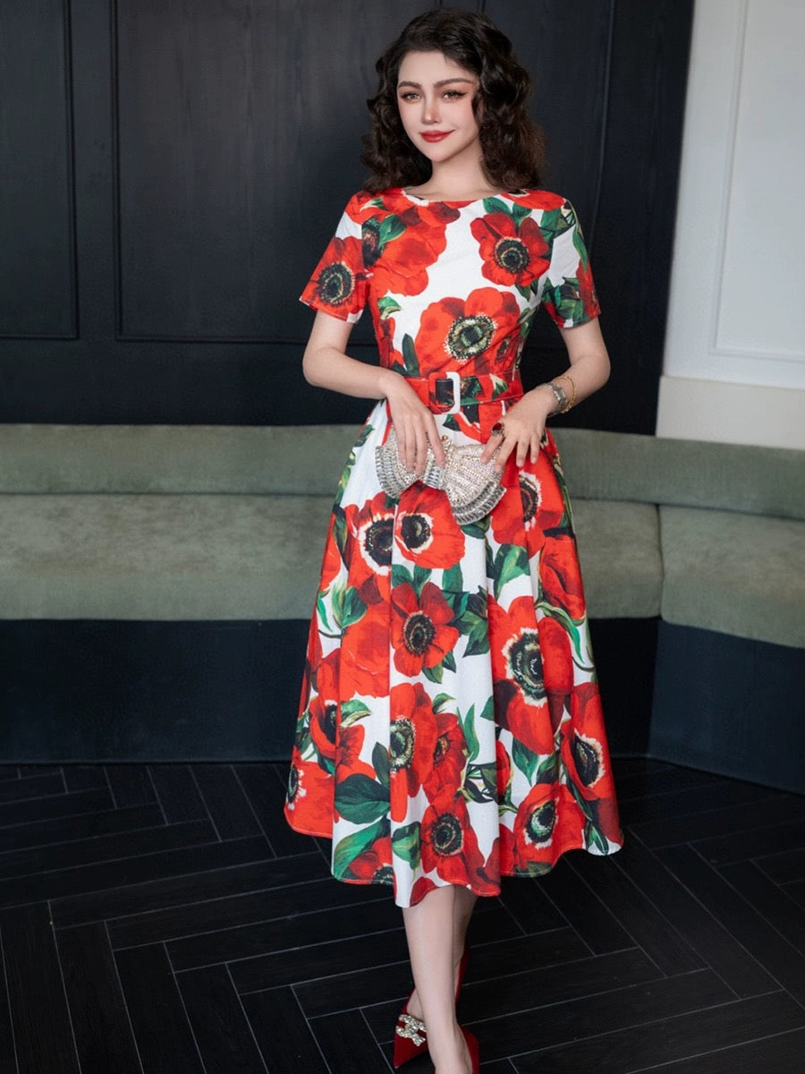 2024 summer retro French romantic printed flower skirt mid-length temperament age-reducing dress western style flower skirt