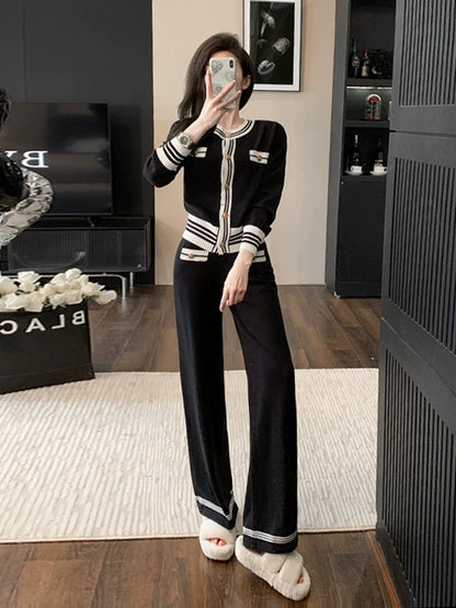 Xiaoxiangfeng knitted casual fashion suit for women, autumn style, age-reducing temperament, high-end sports wide-leg pants two-piece set