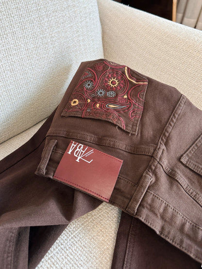 Super popular coffee-colored retro high-waisted slimming straight-leg jeans for women, new summer 2026 style, incredibly stylish casual pants.