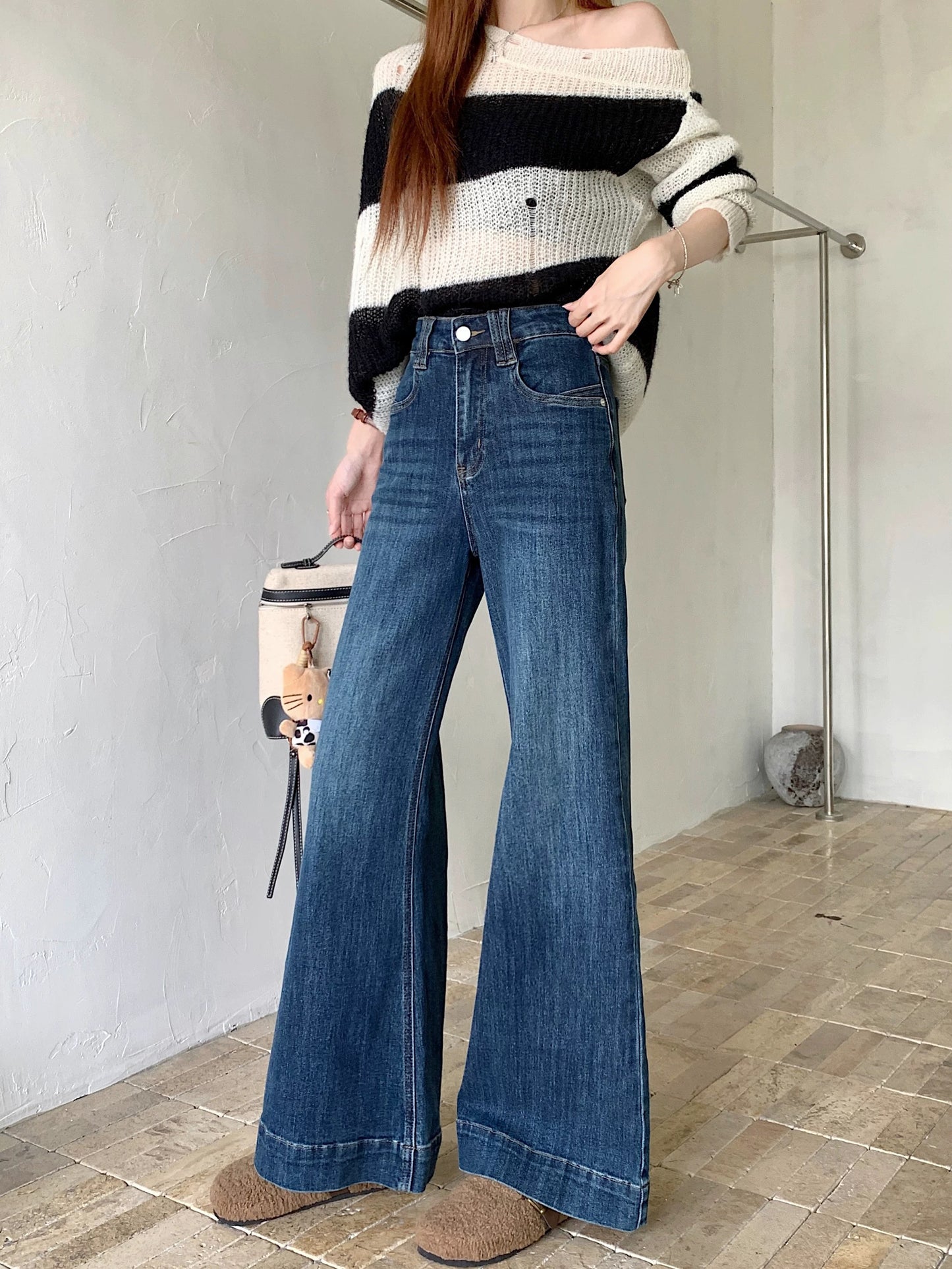 Retro washed flared jeans for women, spring slimming high-waisted wide-leg pants, American style blue trousers, floor-length trousers