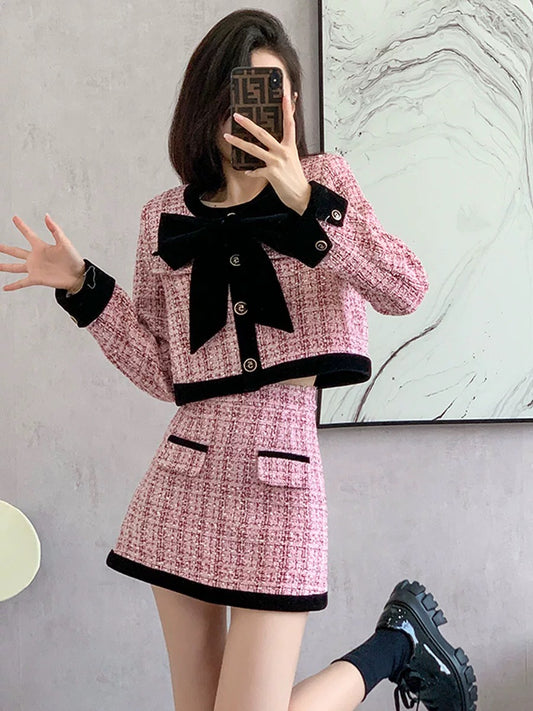A complete set of tea-style outfits for autumn and winter. French rich daughter, high-end, small fragrance style pink plaid two-piece suit skirt