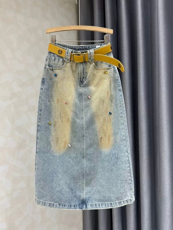 Retro-style high-waisted durable denim midi skirt with slits, new summer 2026 style, handmade rhinestone A-line maxi skirt, Instagram style.