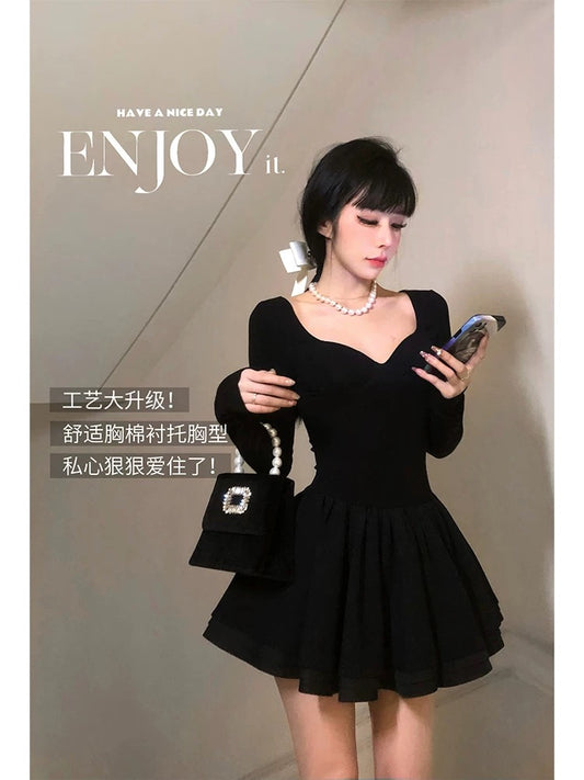 Aunt Barbie's Christmas outfit, little black dress for women, autumn and winter new style, waisted tutu skirt, knitted dress, birthday shirt