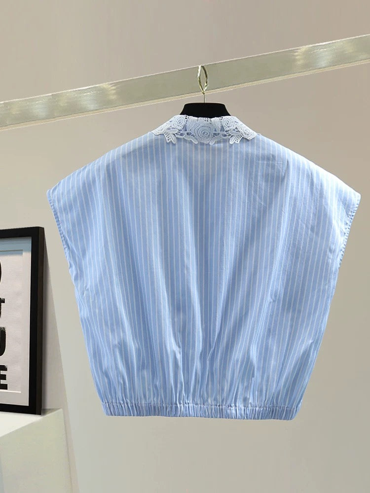 Small lace splicing sleeveless shirt 2025 summer Korean version high waist short color matching striped waist shirt trend