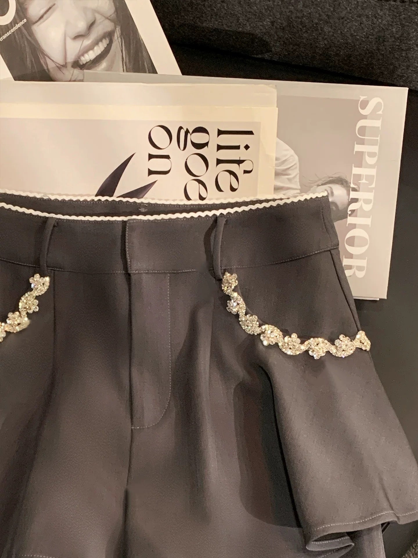 ZHOUYI/Monday: Women's stylish, heavily beaded, pleated mini skirt/pants, perfect for summer, versatile and youthful, grey.