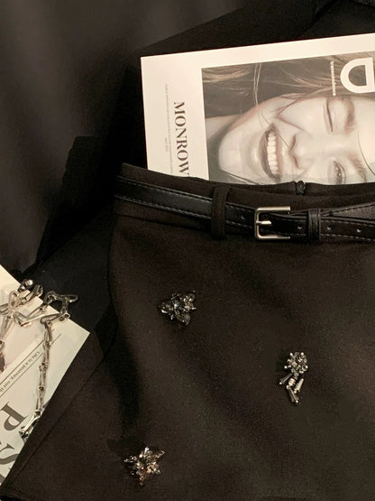 ZHOUYI/Zhou Yi's elegant black pleated pencil skirt, a versatile and slimming high-waisted A-line skirt.