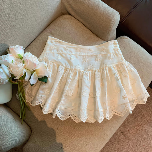Jade Closet direct store recommendation ~ sweet style heavy embroidery hollow lace anti-exposure short skirt for women