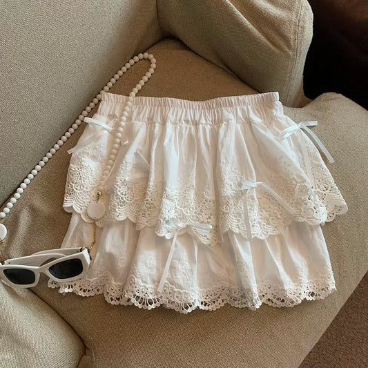 Guangzhou Shisanhang high-quality goods hot-selling ~ white lace bow embroidered short skirt for women to prevent exposure design