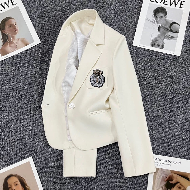 Off-white short suit jacket for women 2025 spring and autumn new style high-end small size one button chest logo suit