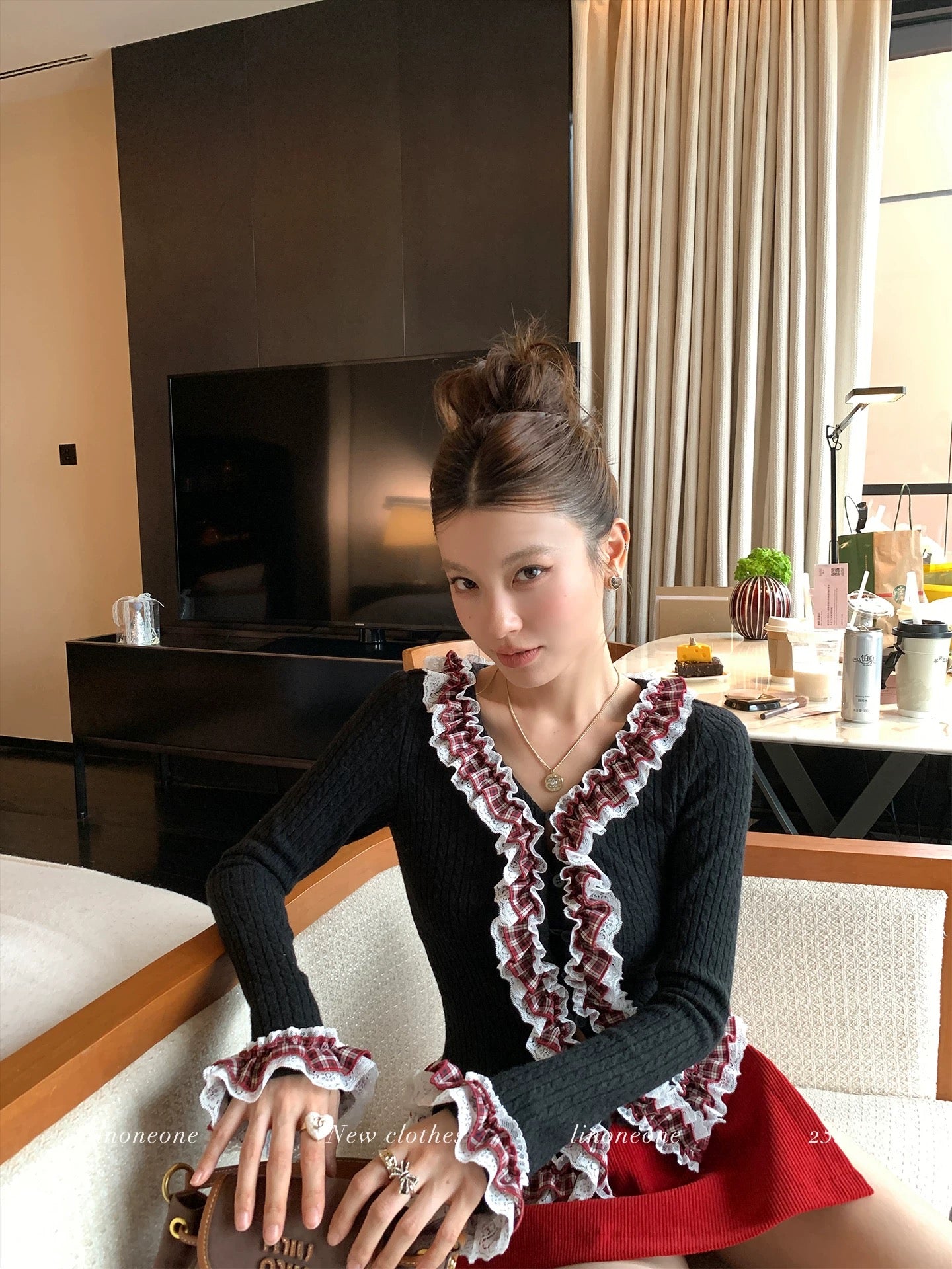 LINONEONE Focus Sweetheart Stylish Plaid Ruffle Trim Long-Sleeve Knit Cardigan