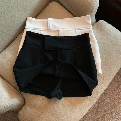 Jade Closet direct store recommendation ~ high-end pure desire style hot girl anti-exposure high waist fashionable half-length pants skirt