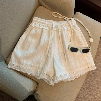 Jade Closet direct store recommendation ~ Medela pure desire style lace lace stitching elastic waist wide leg shorts