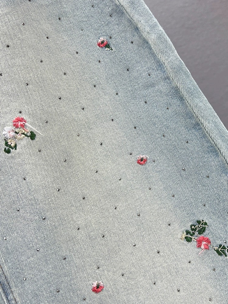 Hot diamond denim skirt for women 2024 new spring and summer high-waisted slim-fitting national style embroidered hip-hugging long skirt