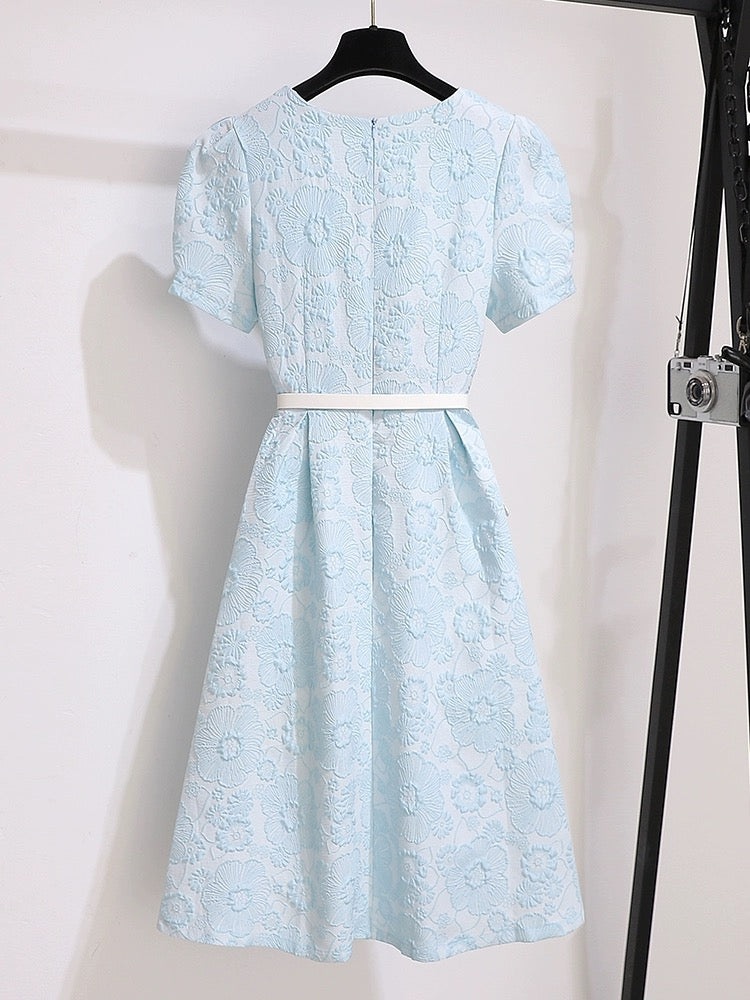 Blue Dress Formal Occasions 2024 New Women's Summer French Style Puff Sleeve High-End Exquisite Waist Dress