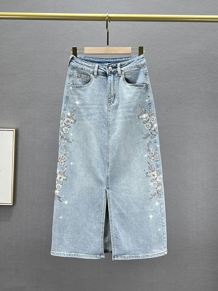 Ethnic style embroidered slit denim skirt for women 2024 new spring and summer high waist slimming mid-length skirt