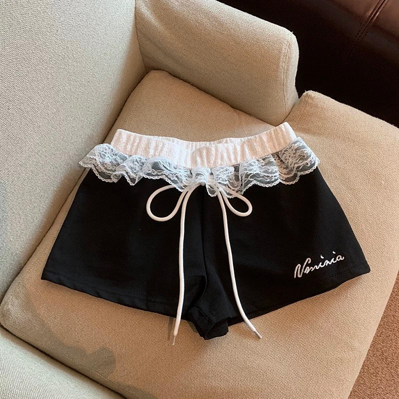 Jade Closet direct store recommendation ~ Medela pure desire style lace splicing embroidery casual wide-leg shorts summer