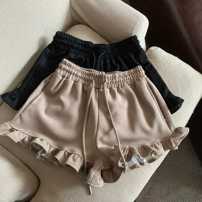 Jade Closet direct store recommendation ~ Medela pure desire style sweet hot girl wooden ear edge elastic waist wide leg shorts