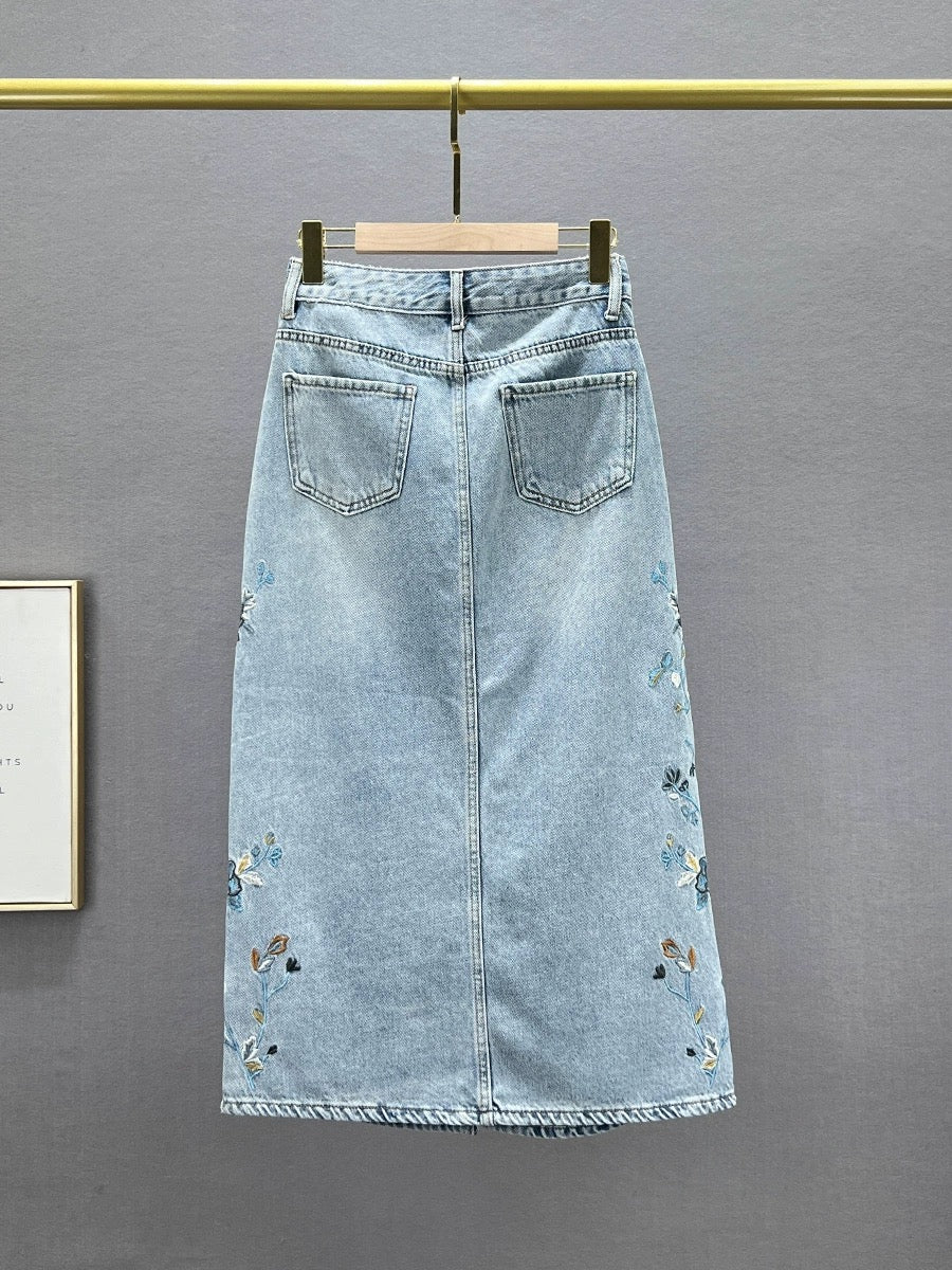 Ethnic style embroidered denim skirt for women 2024 new spring and summer high waist slimming slim slit hip skirt