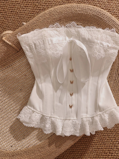 White sweet bow lace patchwork strapless top, unique design, padded bra, short style, suitable for wearing alone.