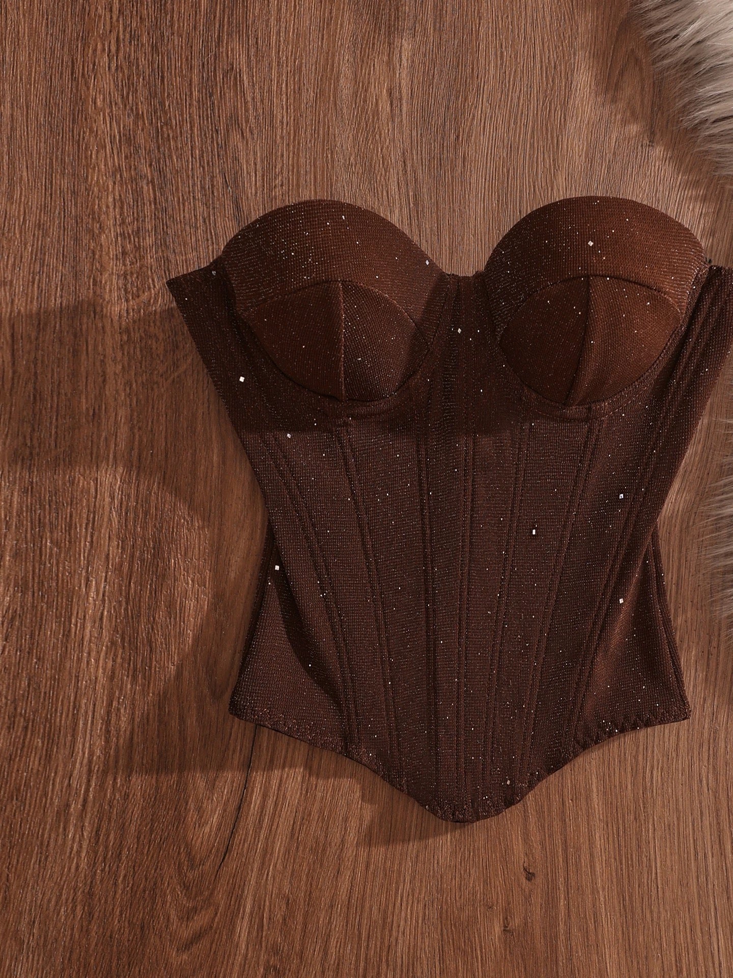 French-style padded bustier, sexy waist-cinching strapless camisole, stylish and slimming sequined sleeveless top.