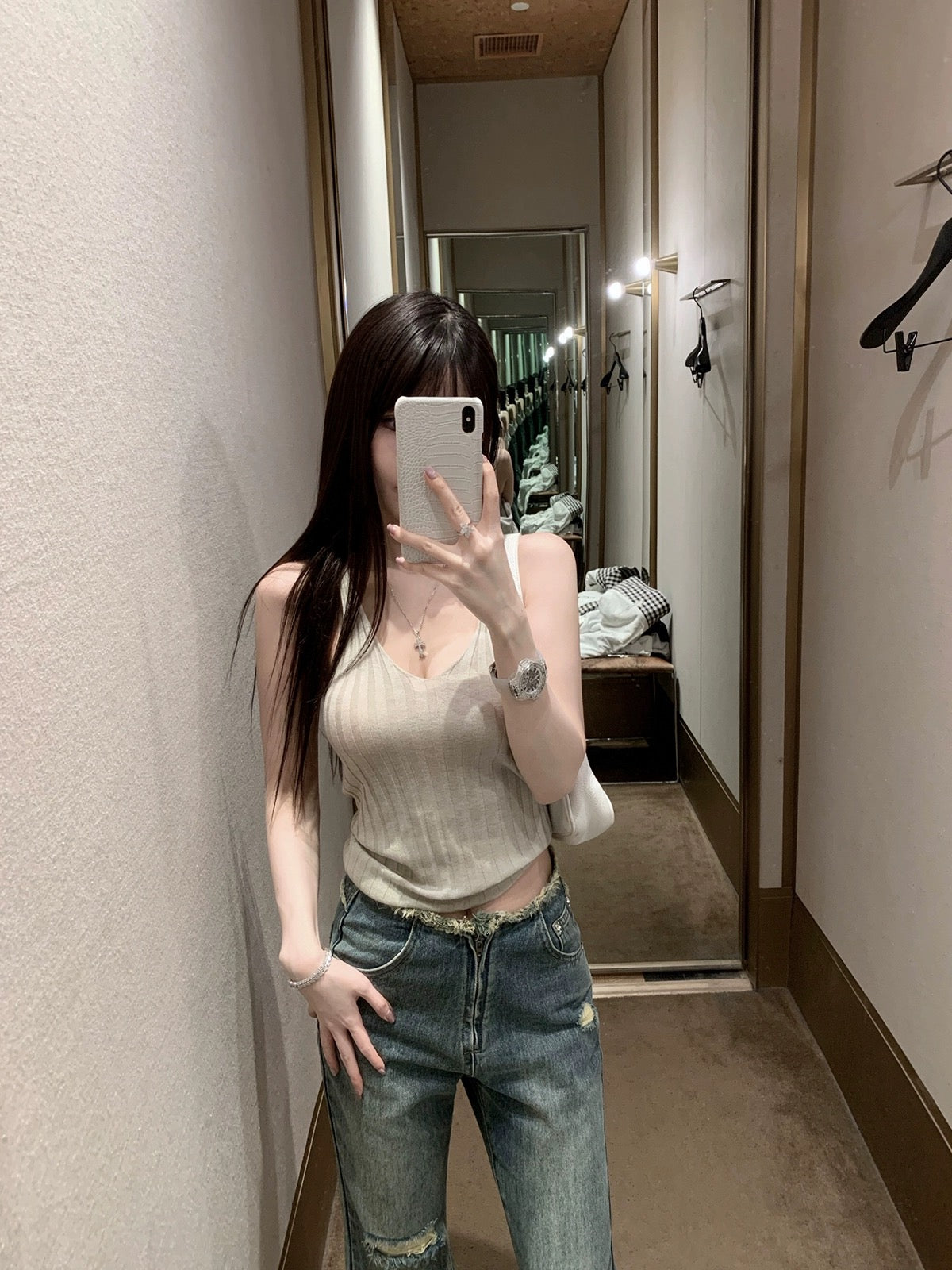 CHICYOU Retro Blue Flared Pants Daily Casual Comfortable Ripped Pants Raw Edge Slimming Versatile Jeans for Women