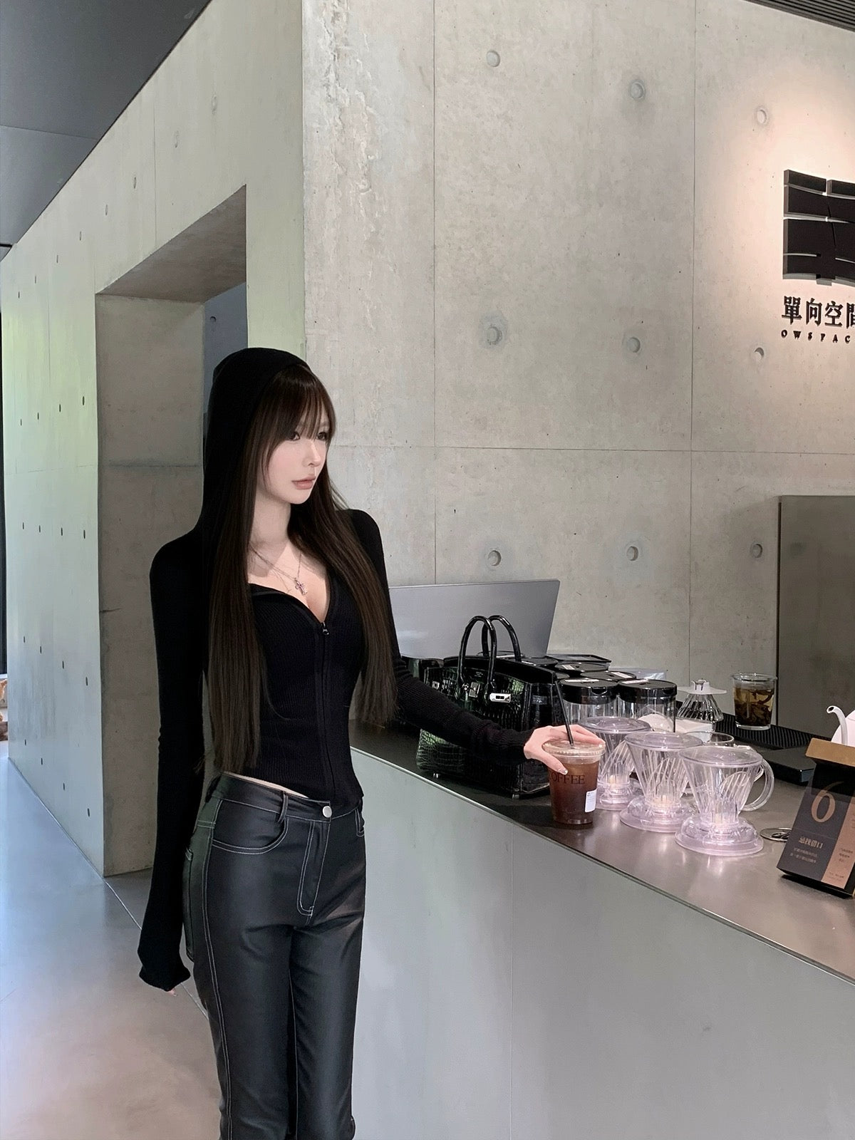 CHICYOU [Chopstick Legs] Slim black micro-flare topstitched casual and comfortable leather pants, versatile slim trousers