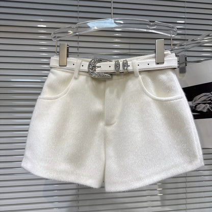 Popular online style, 2025 winter new arrival, exquisite and elegant rhinestone buckle belt, plush fabric, three-quarter length bootcut pants