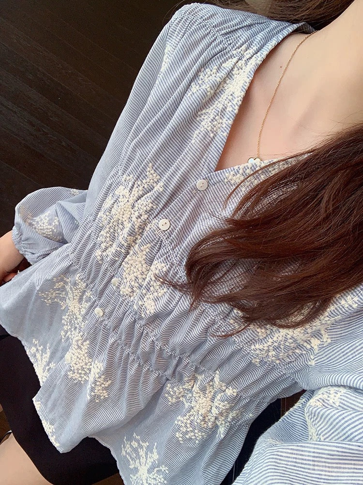 AMR UU◆Atmosphere White blue striped embroidered small shirt waist slimming top women's shirt spring and summer new