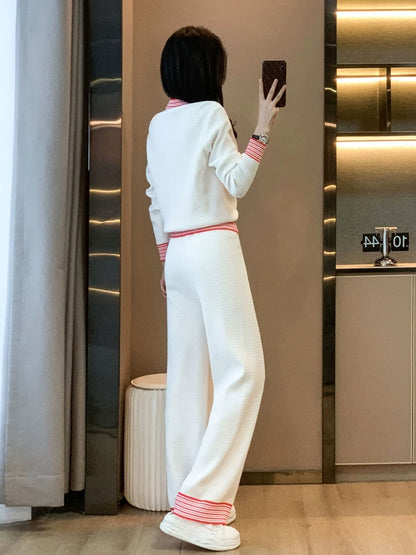 Xiaoxiangfeng knitted casual sports suit for women, spring and autumn fashion, age-reducing v-neck top, wide-leg pants, two-piece set, western style