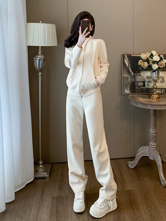 Apricot sports and leisure suit for women, spring and autumn fashion, foreign style, age-reducing, fashionable Internet celebrity street sweatshirt and trousers two-piece set