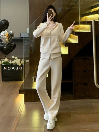 Apricot sports and leisure suit for women, spring and autumn fashion, foreign style, age-reducing, fashionable Internet celebrity street sweatshirt and trousers two-piece set