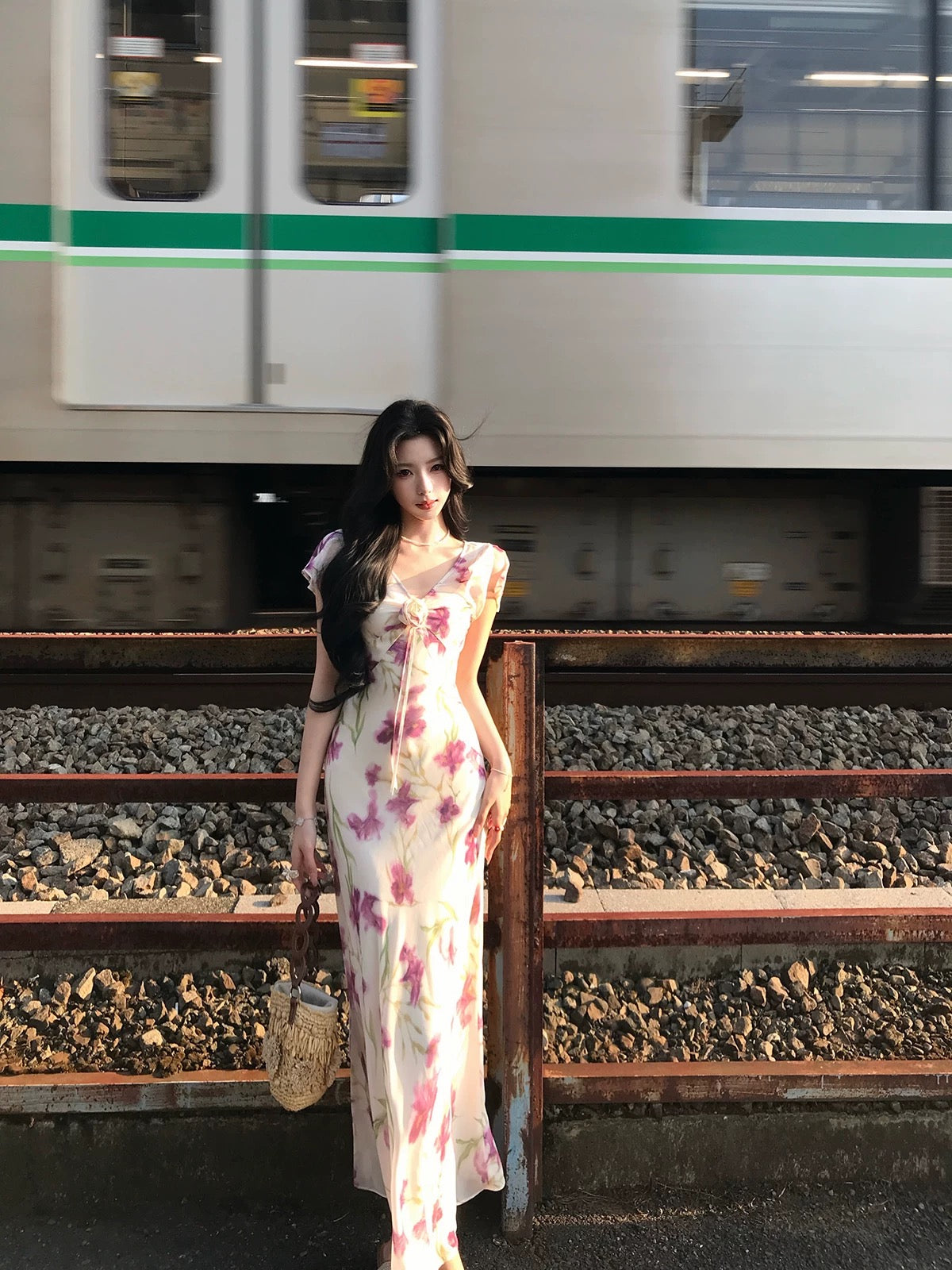 ICELOLLY Beach Vacation Outfit: Short-sleeved, fitted waist, printed dress for women, especially beautiful for spring and summer.
