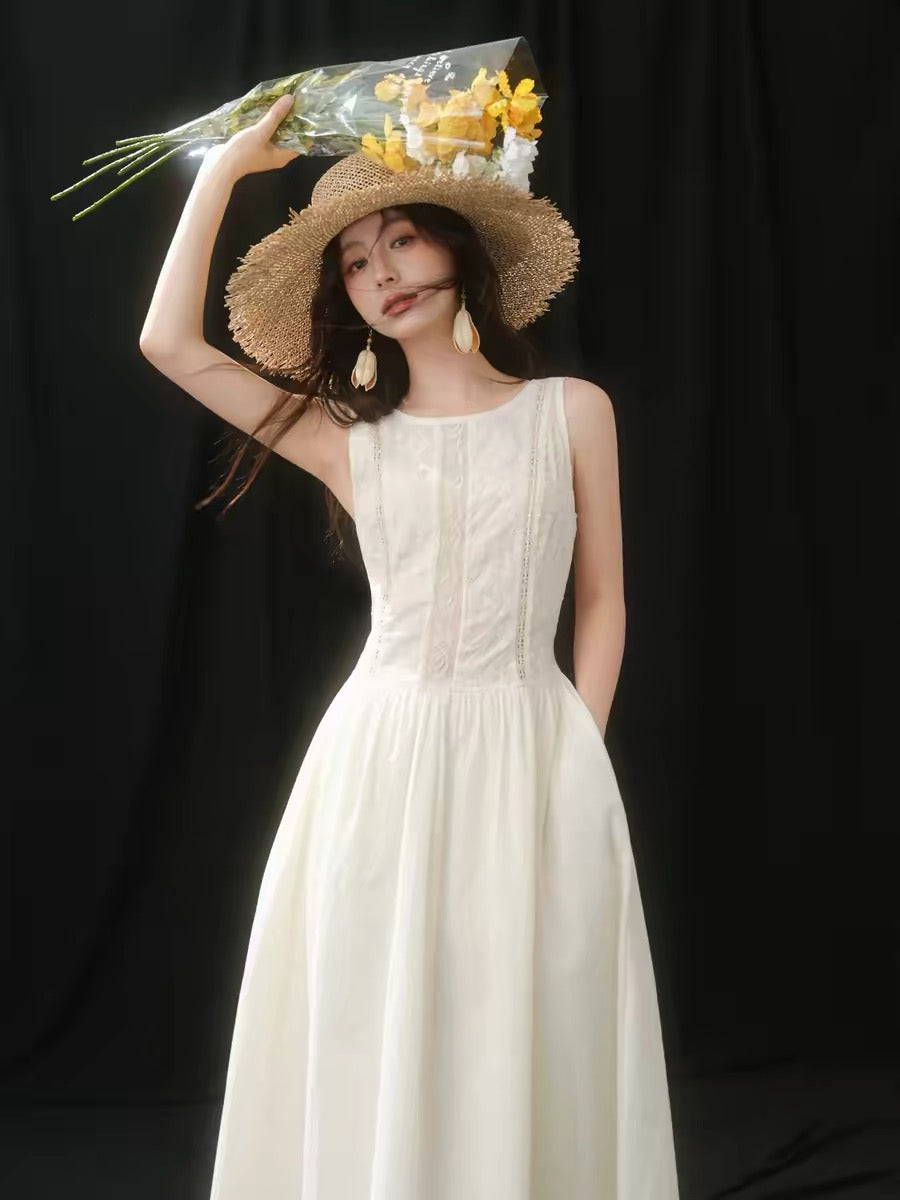 SLEEPYBUNNY Women's Summer White Lace Camisole Dress – Pure Cotton, High-Waisted, French-Style Maxi Dress (Petite-Friendly)
