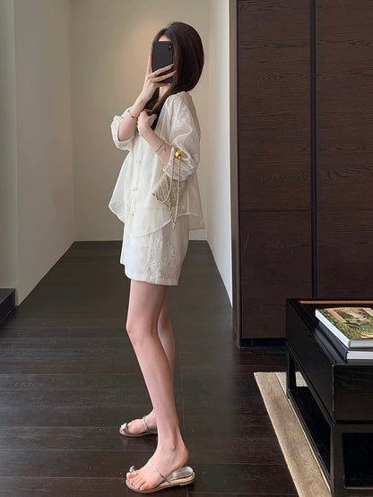 AMR UU Heavy embroidery French embroidery suit loose slim Tencel top shorts women's spring and summer new