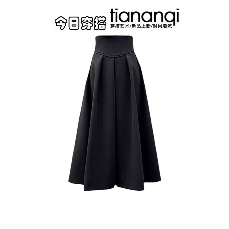 New design for early autumn, irregular fake two-piece top, versatile high waist, slimming and meat-covering skirt, two-piece suit