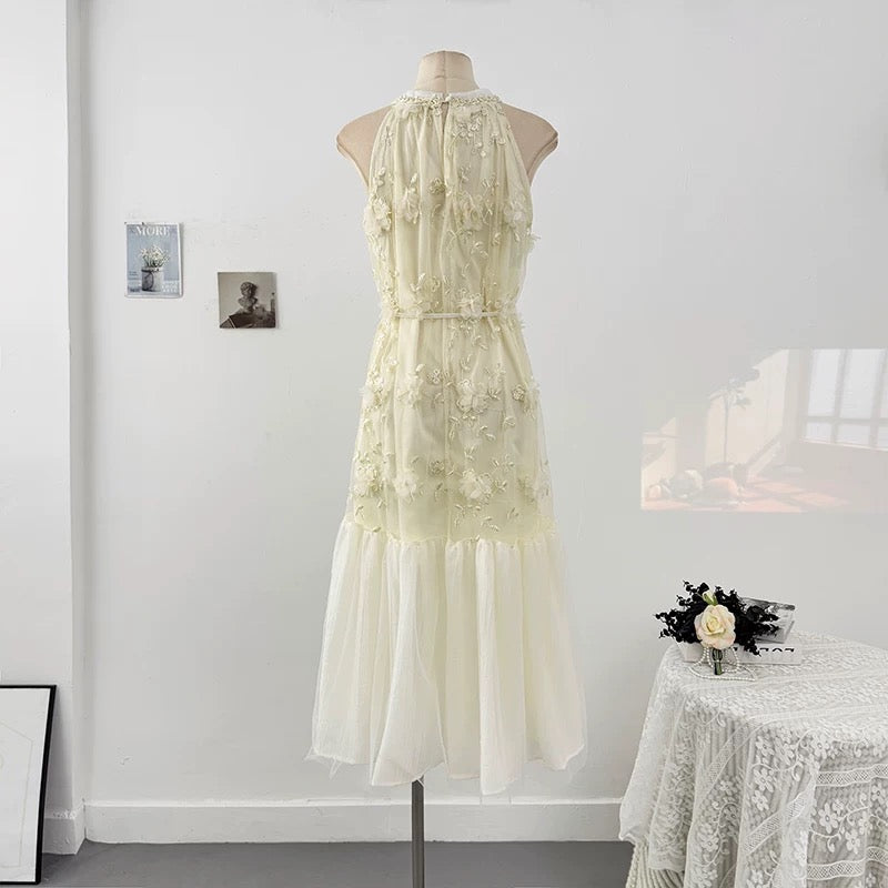 French romantic three-dimensional flower embroidery halter neck off-shoulder dress for women spring 2025 waist tie fishtail long skirt
