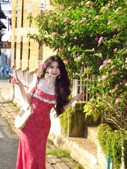 Women's French-style floral maxi dress featuring lace splicing and spaghetti straps—perfect for a chic, sophisticated vacation look.
