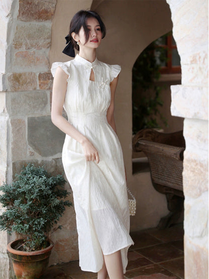 The plums are ripe [Yi Meng Qing Huan] New Chinese style national style modified cheongsam dress with small flying sleeves and waisted waist