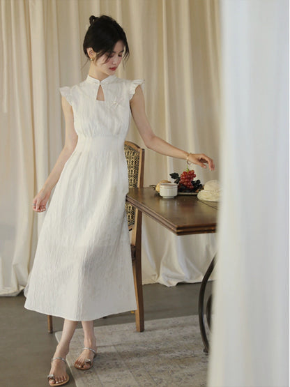 The plums are ripe [Yi Meng Qing Huan] New Chinese style national style modified cheongsam dress with small flying sleeves and waisted waist