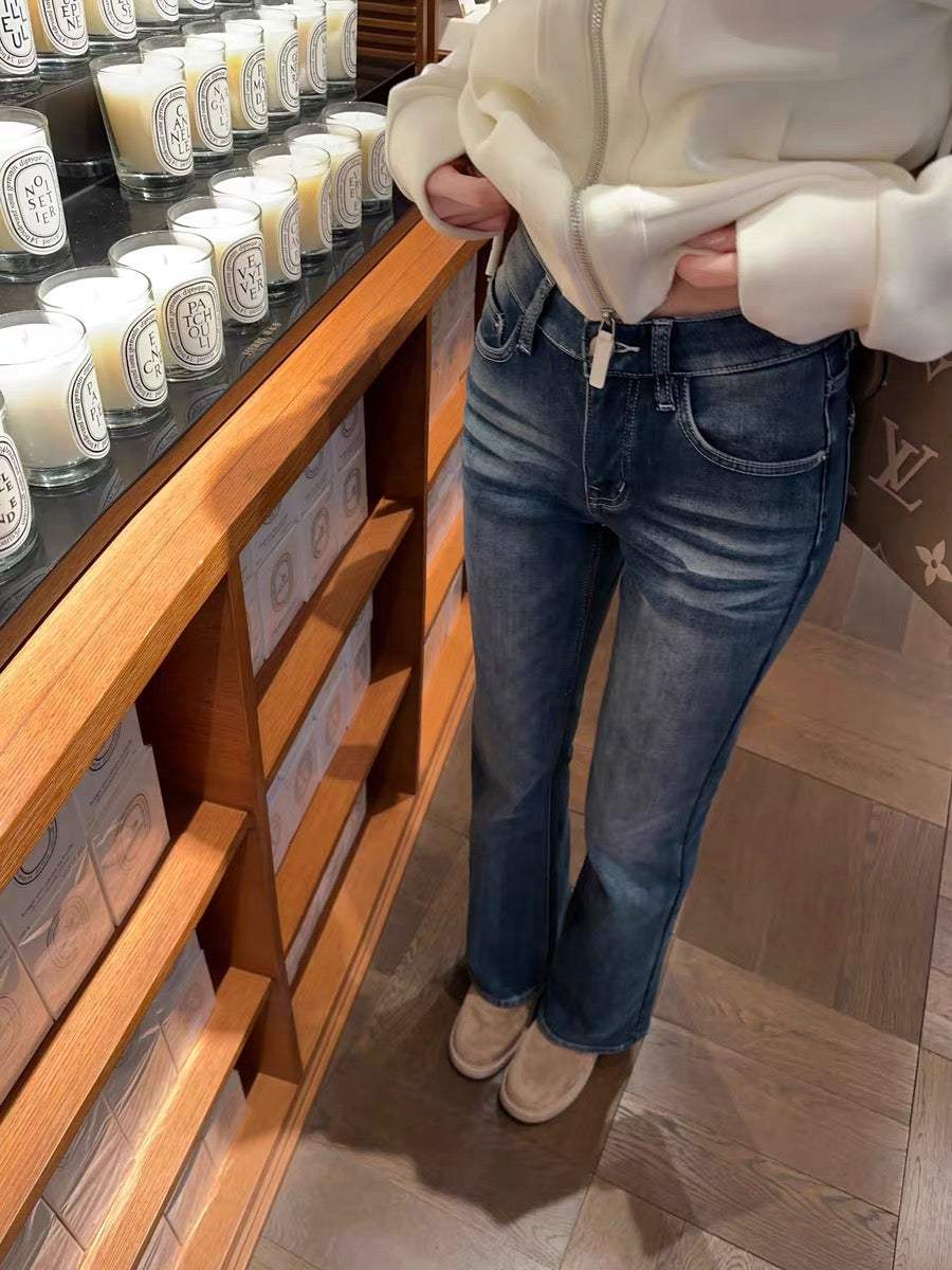 JAMAIS VU — Cozy & Wearable: Warming Denim! Fleece-lined "Dodge Blue" Slimming Bootcut Jeans for Winter Commuting