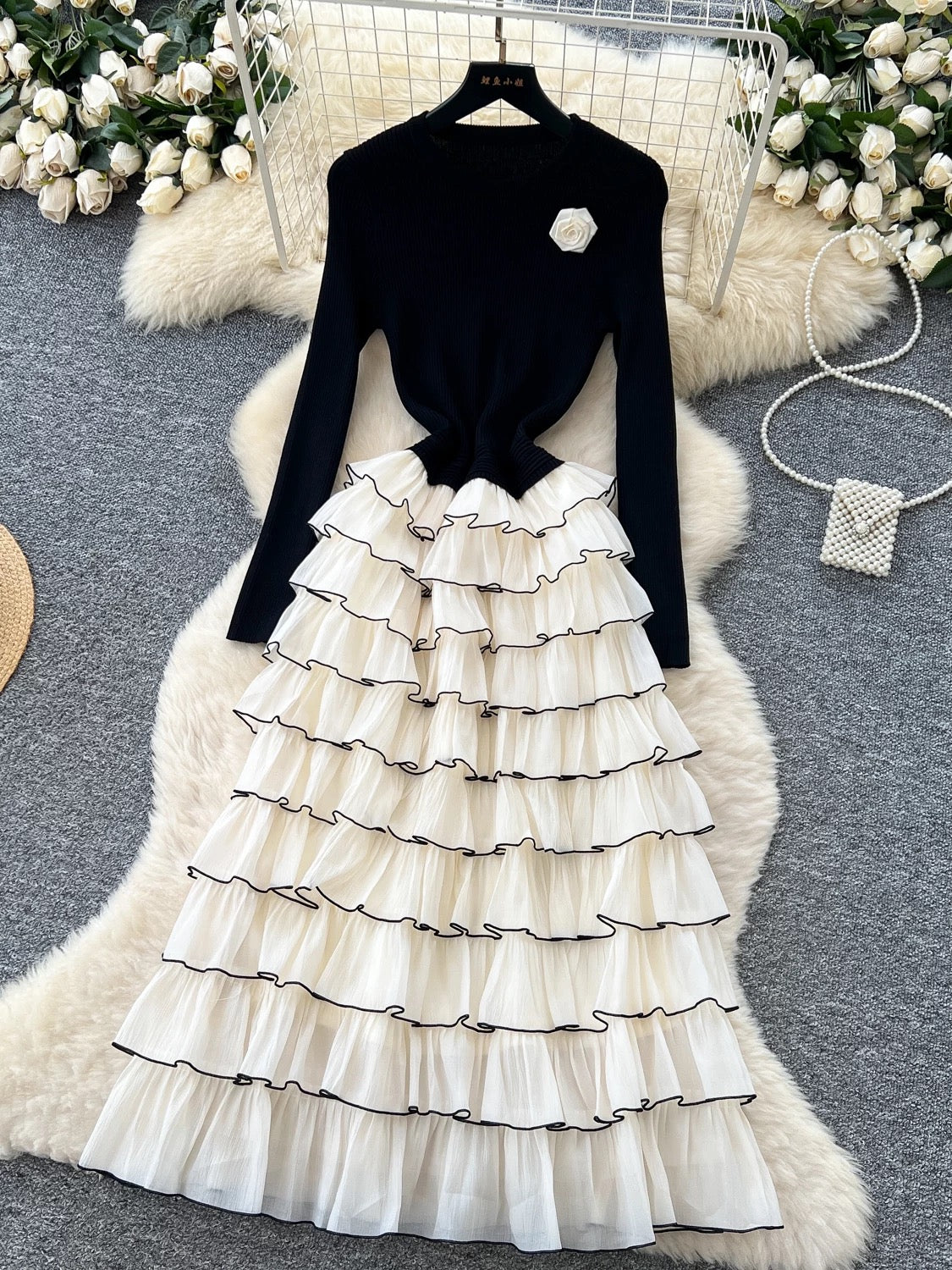 French-style, elegant floral round neck long-sleeved knit patchwork dress with a tiered cake design.