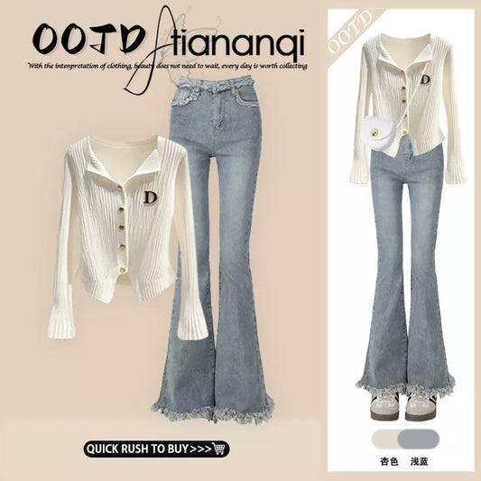 This year's popular white trumpet sleeve knitted top, salt-lined high waist, slim fit, flared jeans suit