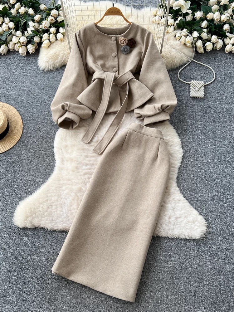 French-style women's autumn/winter sophisticated three-dimensional floral tie-waist lantern sleeve top and high-waisted bodycon skirt