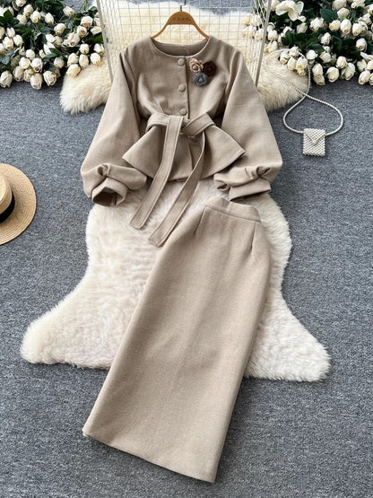 French-style women's autumn/winter sophisticated three-dimensional floral tie-waist lantern sleeve top and high-waisted bodycon skirt