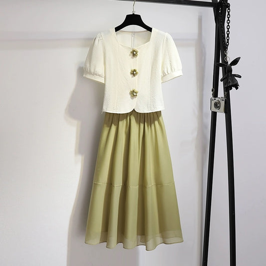 This year's popular beautiful suits, skirts and dresses, 2024 new women's summer two-piece suits, a complete set for age reduction