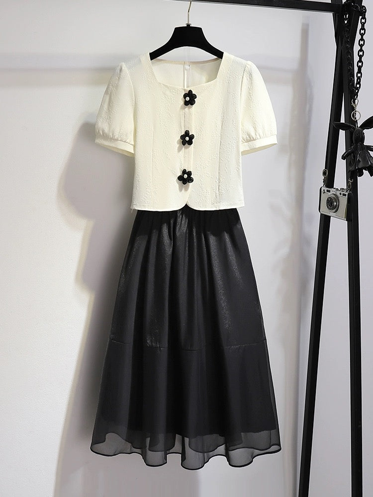 This year's popular beautiful suits, skirts and dresses, 2024 new women's summer two-piece suits, a complete set for age reduction